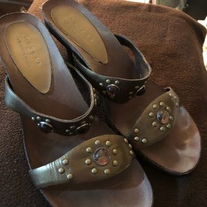 Axcess by Liz Claiborne, slip on heels. Size 8